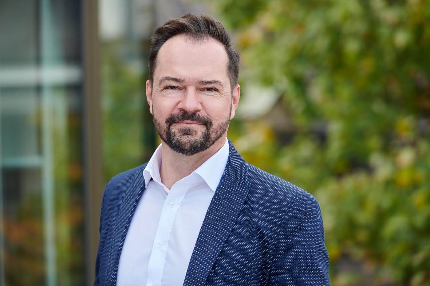 Wolfgang Mähr, Anivo